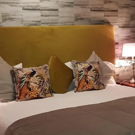 Nesbitt Arms Boutique 호텔 3*