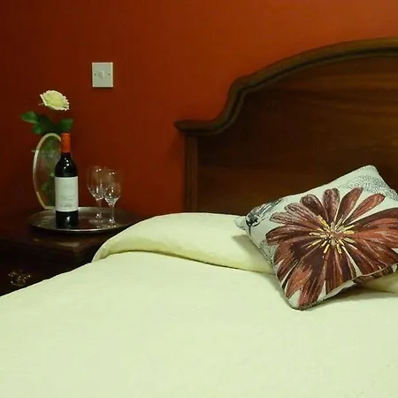 Hotel Nesbitt Arms Boutique