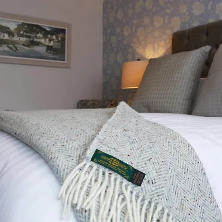 Nesbitt Arms Boutique Hotel