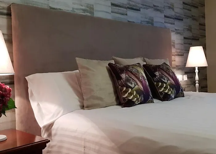 Nesbitt Arms Boutique