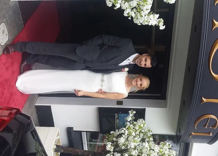 Nesbitt Arms Boutique Hotel